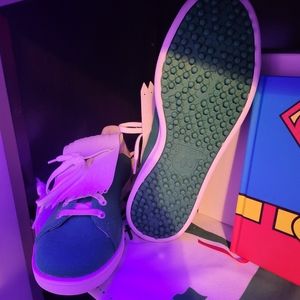 Adidas Stan Smith spikeless Golf shoes.  These are very rare brand new.